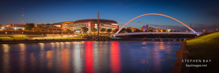 Des Moines river skyline and Iowa Women of Achievement Bridge.