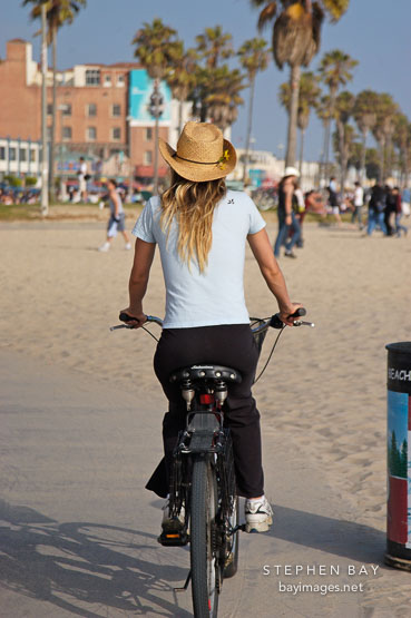 Bicyclist, Venice, California, USA.
