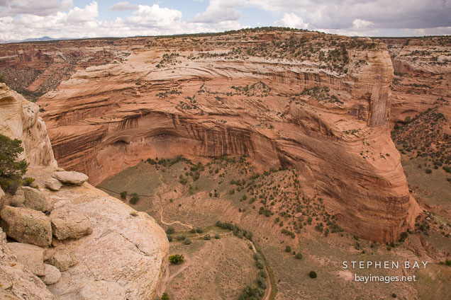 Mummy cave area seen from the North Rim Overlook. Canyon de Chelly NM, Arizona.