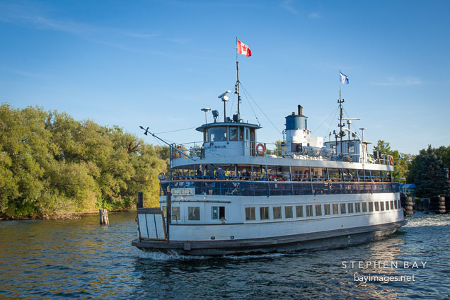 Ferry boat leaving Centre Island, Toronto.