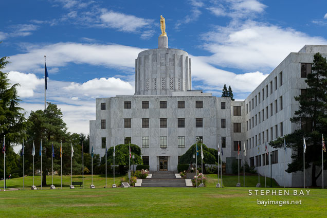 Oregon State Capitol Building. Salem, Oregon.