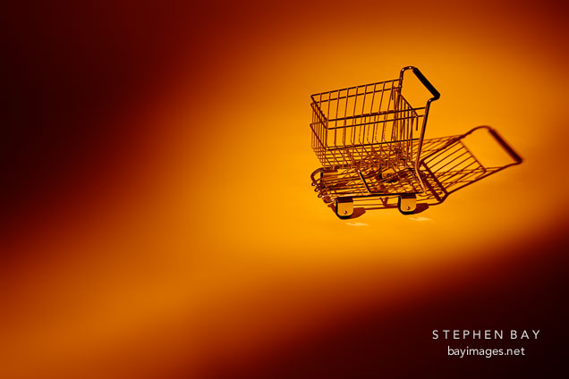 Empty shopping cart.