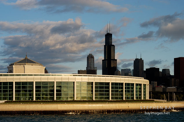 Shedd Aquarium, at dawn. Chicago, Illinois, USA.