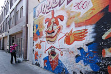 Grafitti in alley. Santa Monica, California, USA. - Photo #3322