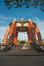 Mango-colored gazebo. Parque Central. San Jose, Costa Rica - Photo #14343