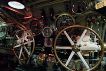 Diving station on the USS COD SS-224 World War II Fleet Submarine. - Photo #4163