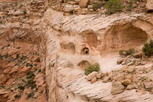 A small storage room at the Yucca Cave Ruin. Canyon de Chelly NM, Arizona. - Photo #18408