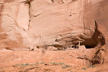 First Ruin, an ancient Anasazi dwelling. Canyon de Chelly, Arizona. - Photo #18087